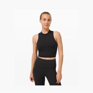 Lululemon black everlux and mesh cropped tank top sz 10